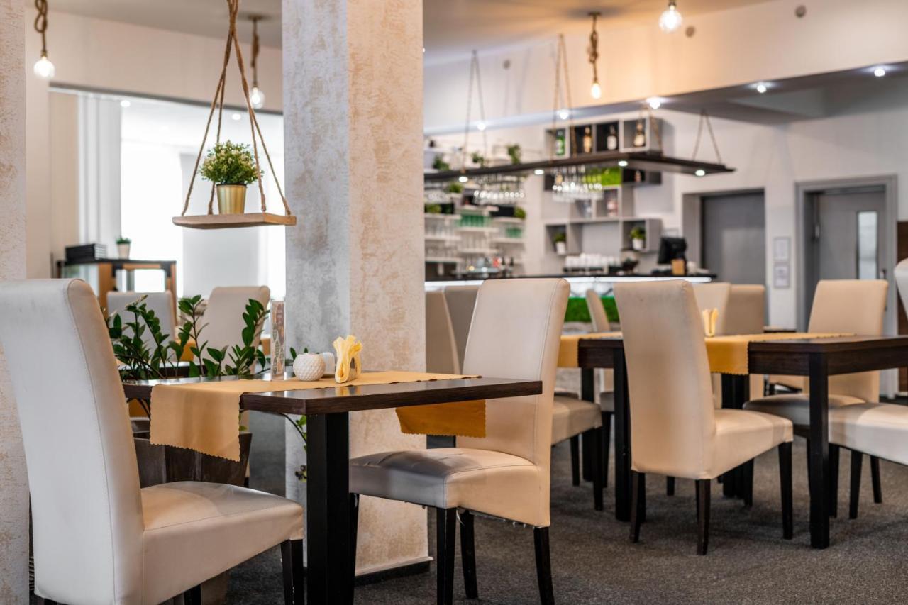 Termaly Male Bielice Hotel Partizánske Eksteriør billede